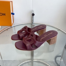 Louis Vuitton Slippers